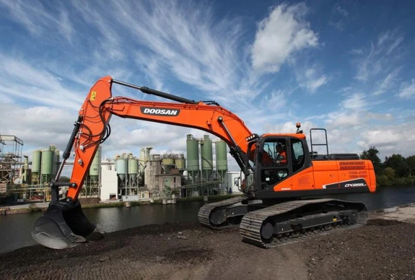 Фото Аренда Экскаватора Doosan 225, ковш 1.3 м3