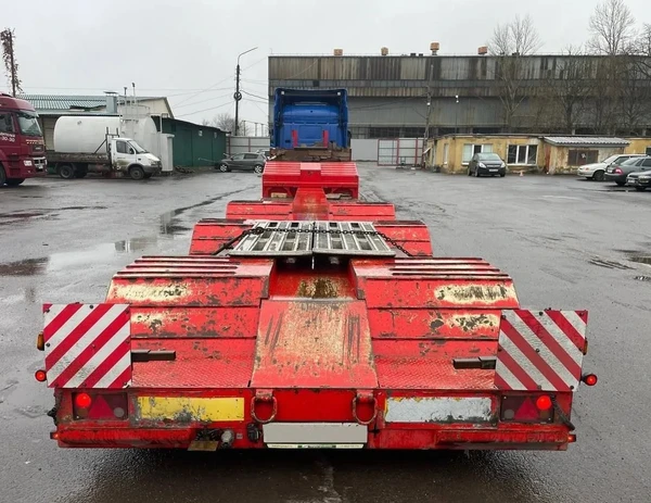 Фото Полуприцеп трал (тяжеловоз) Тверьстроймаш 99393, 2018