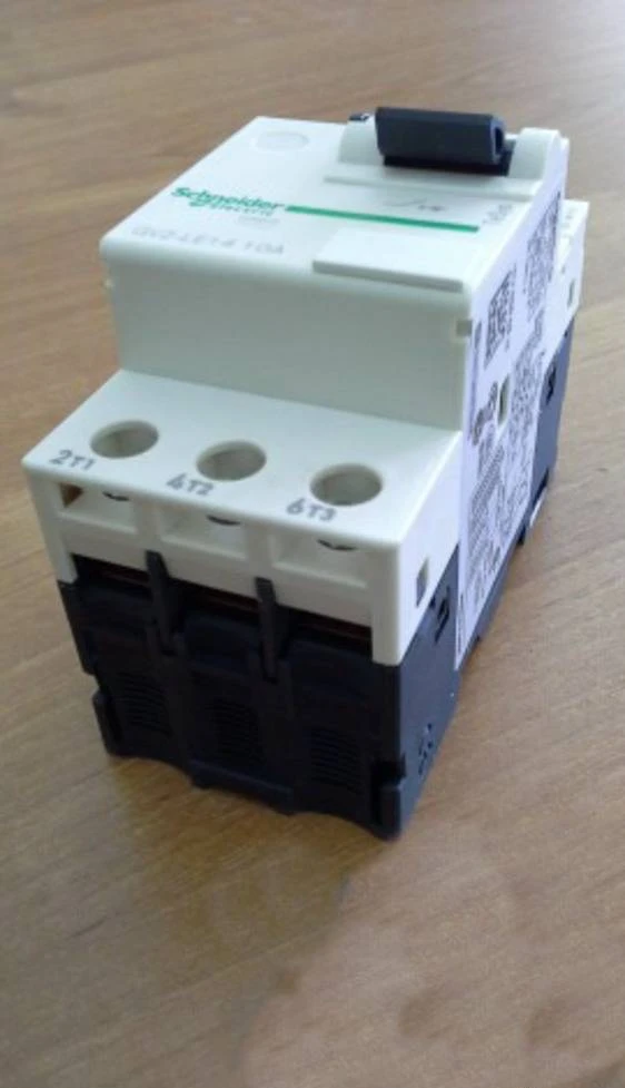 Фото Автомат Schneider Electric GV2LE14