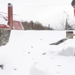 Фото №3 Уборка снега с крыш. Очистка кровли от наледи