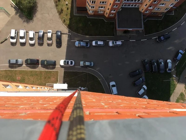 Фото Высотные работы. Промышленные альпинисты.