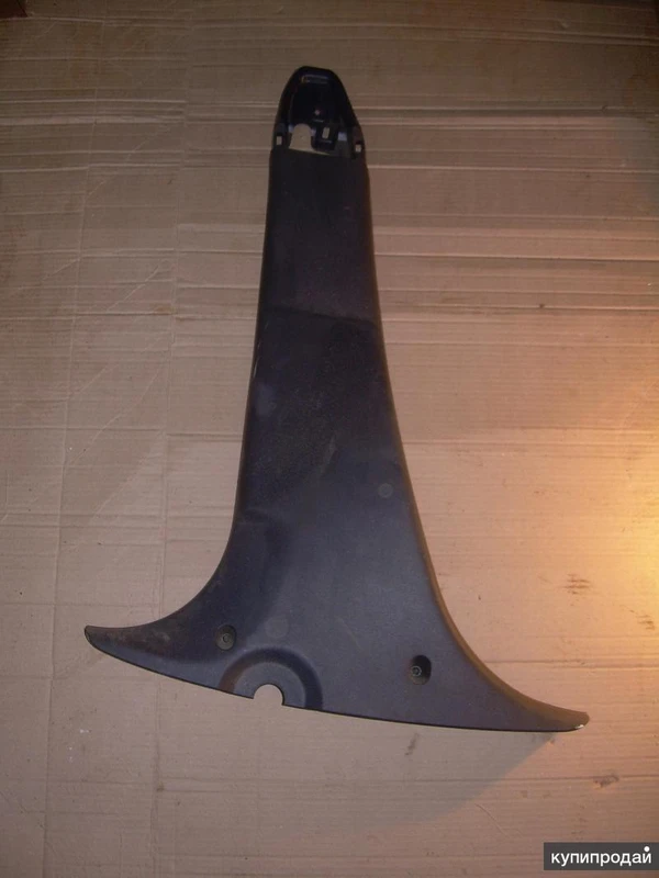 Фото Обшивка стойки левая 8200823418 Рено Дастер