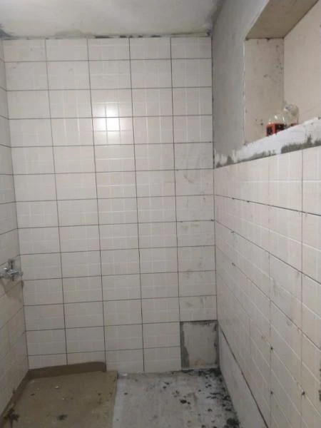 Фото Плиточник, укладка плитки, керамогранита