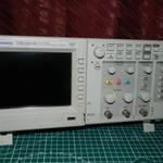 Фото №2 Осциллограф Tektronix TDS2012В