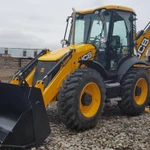 Аренда экскаватора погрузчика jcb 