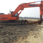 Предлагаем Услуги ЭКСКАВАТОР  DOOSAN DX-300 LCA