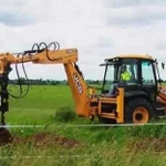 Услуги ямобура на базе экскаватора погрузчика