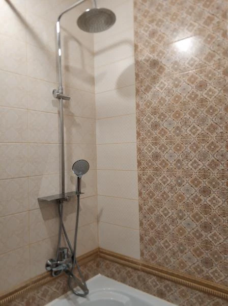 Фото Укладка керамической плитки, кафеля, ламината