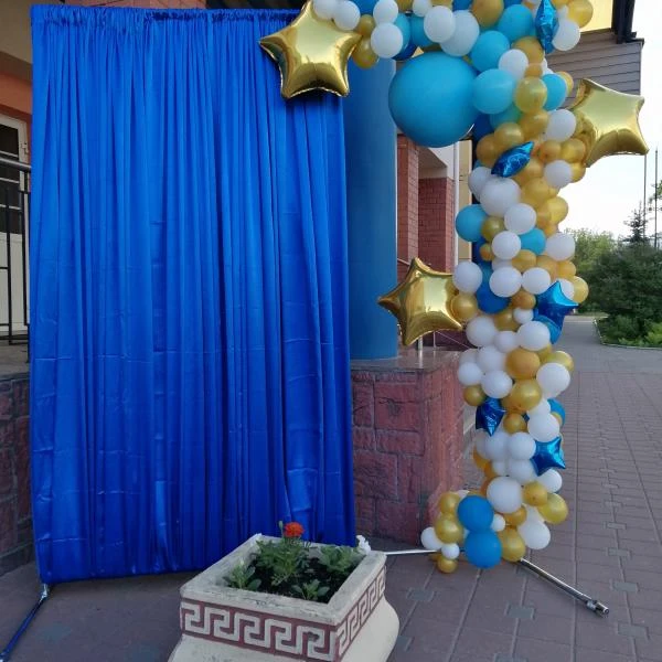 Фото Оформлю ваше торжество (банеры, ткань, шары, цветы) 