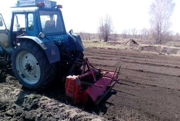Фото Вспашка и культивация,навоз,перегной