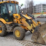 Аренда JCB3cx  уборка снега