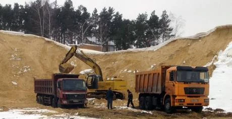 Фото Быстрая доставка сыпучих грузов (песок, щебень, опгс, земля)