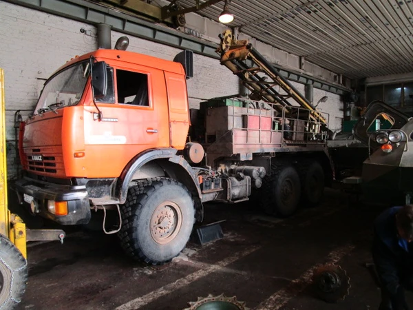 Фото Ремонт буровых установок УРБ, ПБУ, УГБ на колёсном и гусеничном шассии