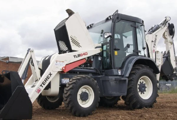 Фото Экскаватор-погрузчик Terex TLB840