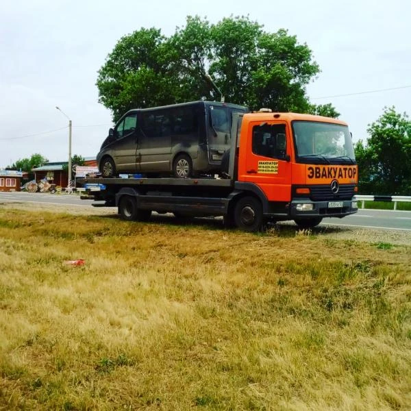 Фото Эвакуатор Мерседес до 6т