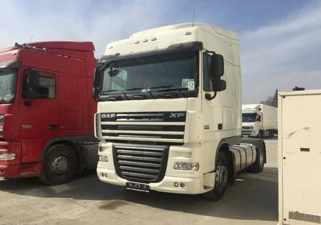 Фото Тягач DAF 105.460 новый (1500л)