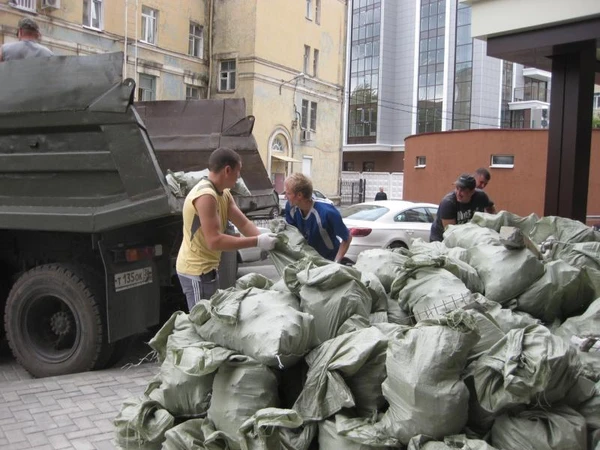 Фото Вывоз строительного мусора