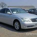 фото Toyota Crown 2004 года
