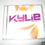 Фото №8 CD Kylie Minogue