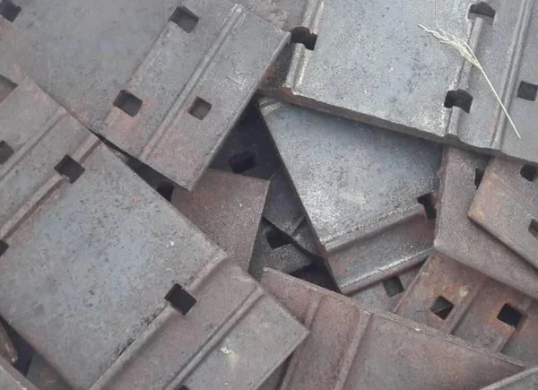 Фото Рельсовые подкладки Д65 ГОСТ 16277-2016 ТУ 14-2Р-294-2005 на складе