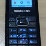 фото Мoбильный тeлeфон Sаmsung E1070 зарядное устройство