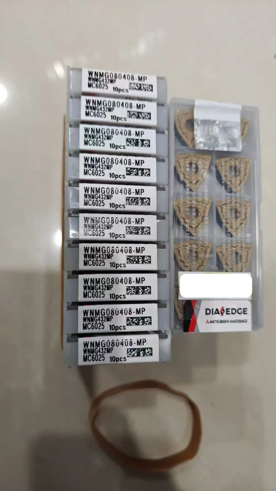 Фото Пластина твердосплавная Mitsubishi WNMG080408-MP MC6025