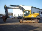 фото Экскаватор Volvo EC240 NLC, 2001г