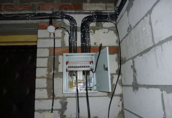 Фото Электромонтажные работы любой сложности