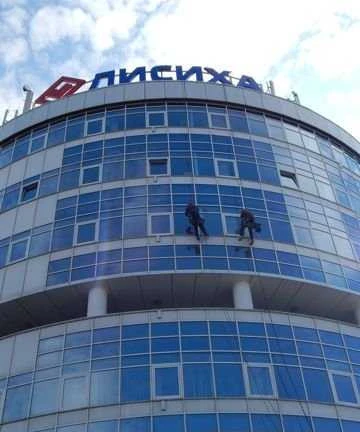 Фото Высотные работы Сброс снега Промышленный альпинизм