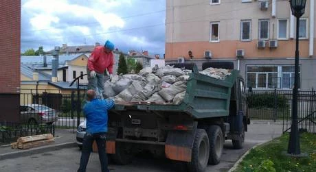 Фото Вывоз мусора ( старая мебель, окна, двери и тд) грузчики