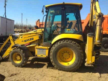 Фото Услуги Погрузчика Komatsu Wb93r