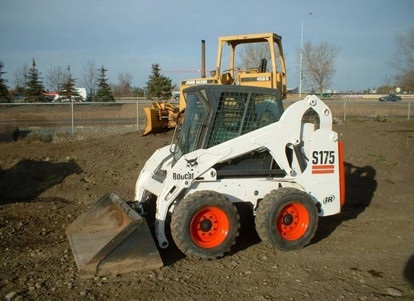 Фото Услуги Мини Погрузчика(bobcat)