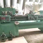 фото СТАНОК токарный TOS SV-18RA (збруевка) из НИИ с ЛЮНЕТАМИ и ОСНАСТКОЙ