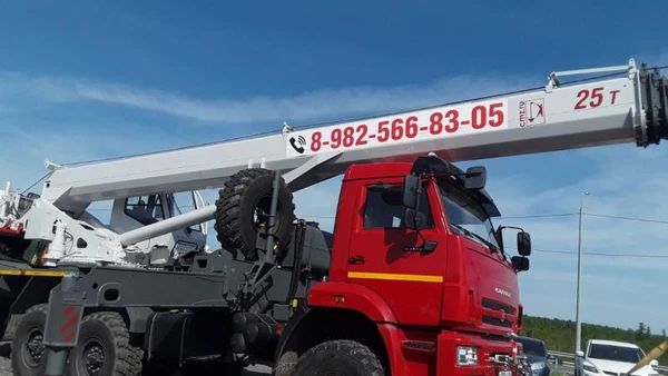 Фото Автокран 25 тонн 33 метра