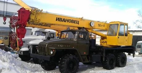 Фото Автокран Урал Ивановец 16тонник состояние нового