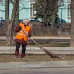 Бригады разнорабочих по благоустройству территорий.