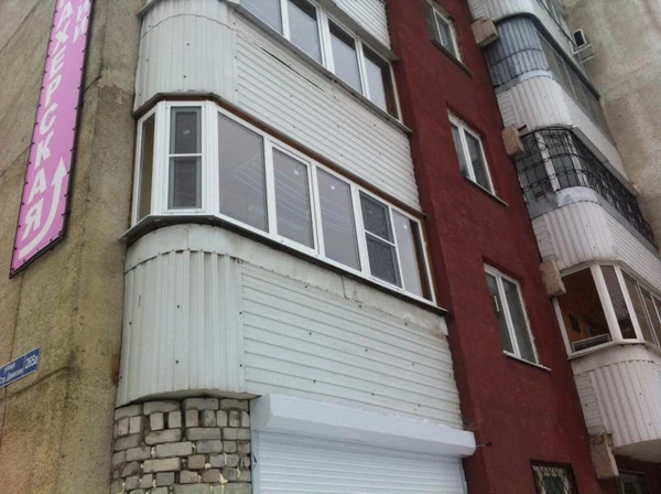 Фото Отделка балконов и лоджий вагонкой