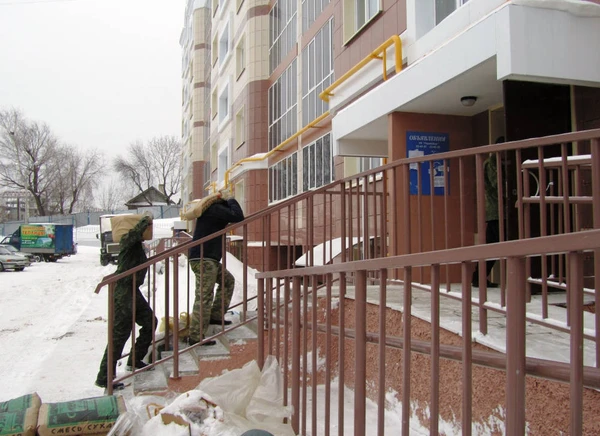 Фото Подъем стройматериала на этаж в Нижнем Новгороде