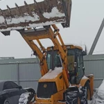 Экскаватор-погрузчик JСВ/уборка снега