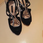 Фото №2 Босоножки бархатные