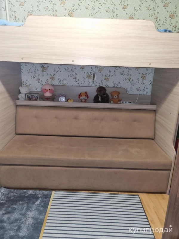 Фото Двухъярусная кровать с диваном