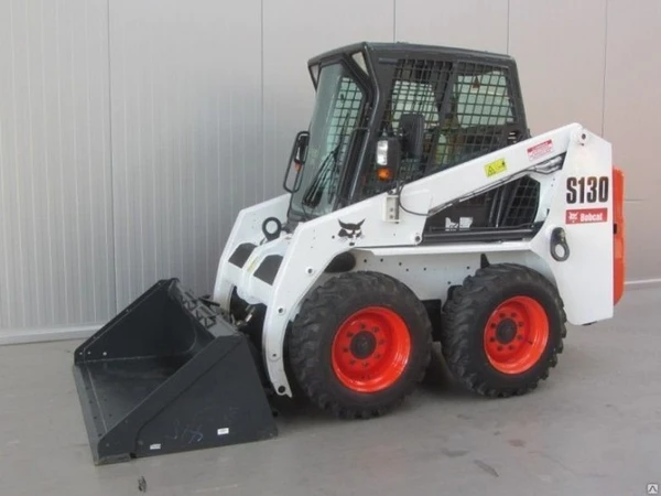 Фото Аренда мини погрузчика Bobcat s130 с машинистом.