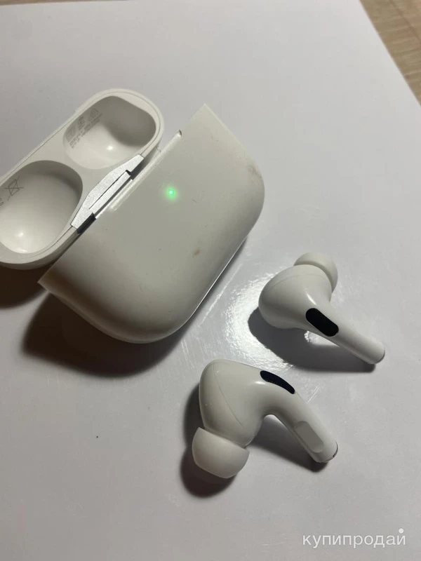 Фото продам наушники AirPods pro