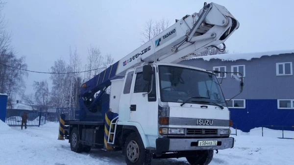 Фото Услуги аренда заказ автовышки