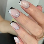 Маникюр и педикюр