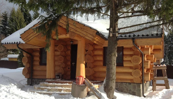 Фото Срубы ручной рубки и оцилиндрованные.Беседки.Бани под ключ