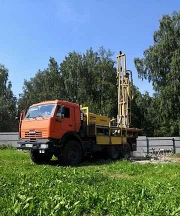 Фото Бурение скважин на воду в Реже