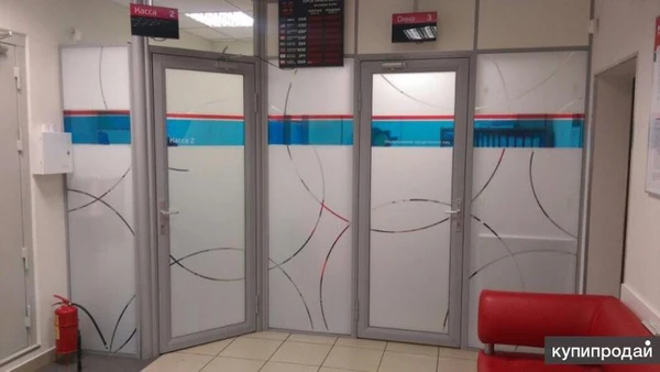 Фото Тонирование окон,стеклянных перегородок,тонировка