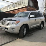 Прокат Land Cruiser 200 с водителем 