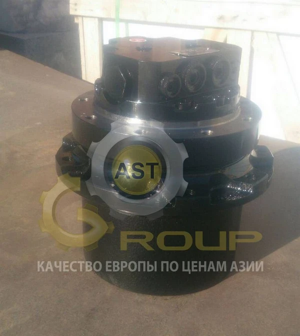 Фото Мотор и редуктор хода для Komatsu PC20